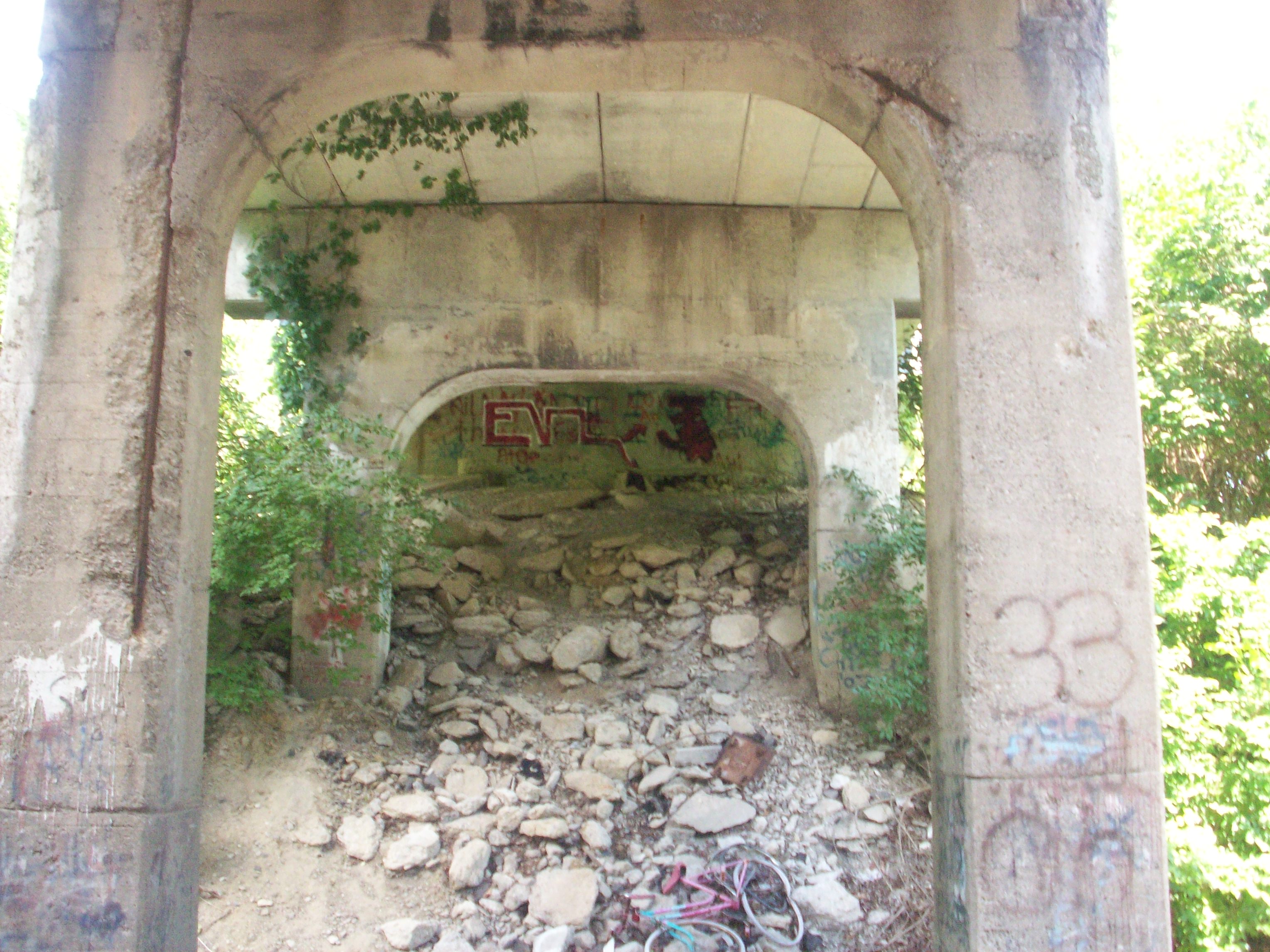 The Screaming Bridge of Maud Hughes Road Creepy Cincinnati